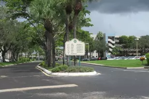 1100 Colony Point Cir, Pembroke Pines, FL 33026 - Photo 40