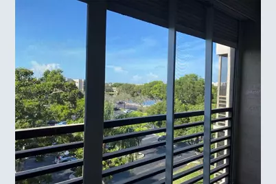 1100 Colony Point Circle #518, Pembroke Pines, FL 33026 - Photo 14