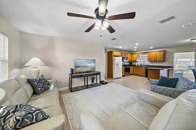 104 N Lake Reedy Boulevard, Frostproof, FL 33843 - Photo 4