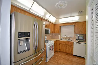 469 Muirfield Court, Winter Haven, FL 33884 - Photo 12