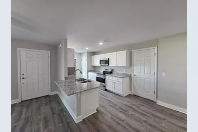 135 Pierce St, Lake Wales, FL 33859 - Photo 6