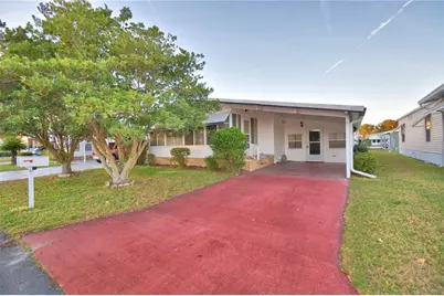 4251 Cedarwood Street, Winter Haven, FL 33880 - Photo 2