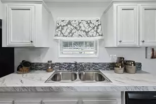 21 Roels St, Haines City, FL 33844 - Photo 14