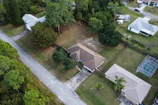 1376 Danbury St SW, Palm Bay, FL 32908 - Photo 4