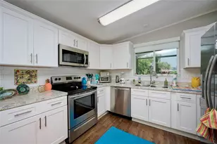 3527 Lazy Lake Dr S, Lakeland, FL 33801 - Photo 8