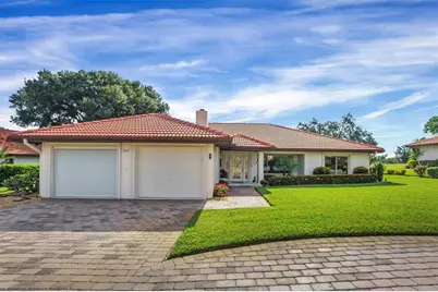 517 Clubhouse Drive, Lake Wales, FL 33898 - Photo 4