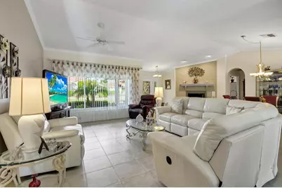 517 Clubhouse Drive, Lake Wales, FL 33898 - Photo 14
