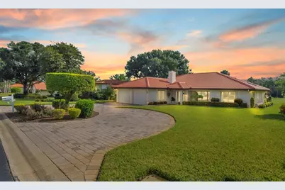 517 Clubhouse Drive, Lake Wales, FL 33898 - Photo 1