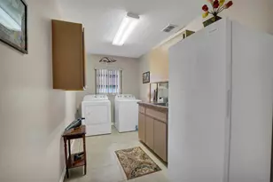 517 Clubhouse Dr, Lake Wales, FL 33898 - Photo 40