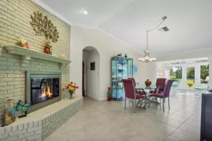517 Clubhouse Dr, Lake Wales, FL 33898 - Photo 10