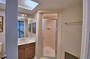 201 Lake Bonny Dr E, Lakeland, FL 33801 - Photo 26