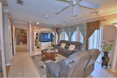 201 Lake Bonny Drive E, Lakeland, FL 33801 - Photo 18