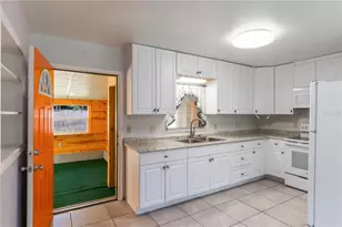1163 Lake Dr, Waverly, FL 33877 - Photo 10