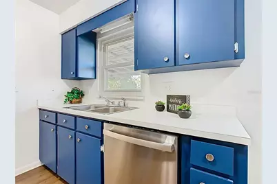 847 Sherwood Drive, Lake Wales, FL 33898 - Photo 16