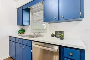 847 Sherwood Dr, Lake Wales, FL 33898 - Photo 16