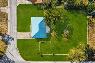 847 Sherwood Dr, Lake Wales, FL 33898 - Photo 36