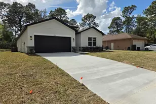 2992 W Hamlet Pl, Dunnellon, FL 34433 - Photo 2