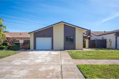 2038 Kings Crossing SW, Winter Haven, FL 33880 - Photo 2