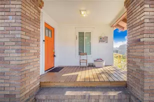 107 S 1st St, Haines City, FL 33844 - Photo 6