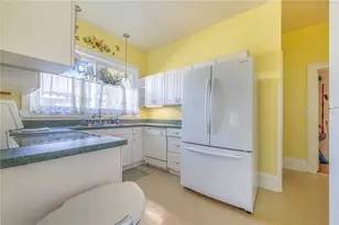 107 S 1st St, Haines City, FL 33844 - Photo 12