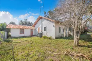 107 S 1st St, Haines City, FL 33844 - Photo 22