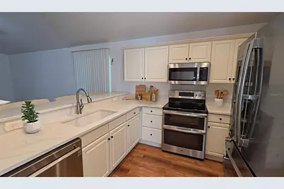 235 Lake Suzanne Drive, Lake Wales, FL 33859 - Photo 4