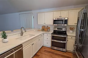 235 Lake Suzanne Dr, Lake Wales, FL 33859 - Photo 4