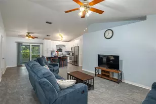 7040 Tamarind Dr, Lake Wales, FL 33898 - Photo 14