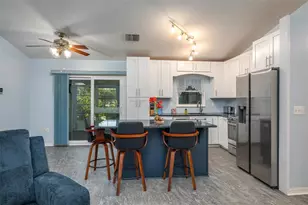 7040 Tamarind Dr, Lake Wales, FL 33898 - Photo 10