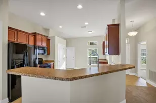 107 Mandolin Dr, Winter Haven, FL 33884 - Photo 10