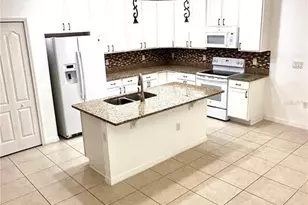 447 Pinecrest Loop, Davenport, FL 33837 - Photo 4