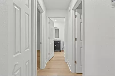 7233 56th Avenue N, Saint Petersburg, FL 33709 - Photo 16