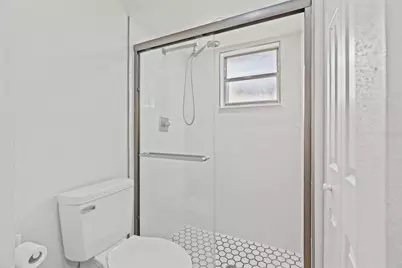 7233 56th Avenue N, Saint Petersburg, FL 33709 - Photo 20