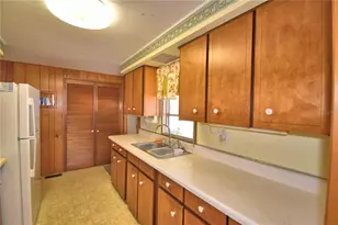 154 Paradise Ln, Auburndale, FL 33823 - Photo 8