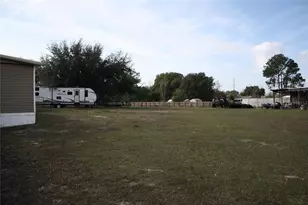 1105 Spring Ct, Auburndale, FL 33823 - Photo 10