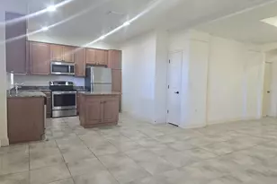 2520 Bella Vista Dr, Davenport, FL 33897 - Photo 10