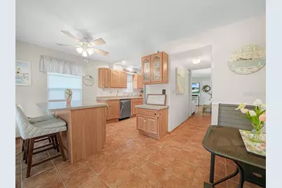 549 Sutton Place #t 19, Longboat Key, FL 34228 - Photo 8