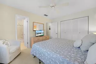 549 Sutton Pl, Longboat Key, FL 34228 - Photo 14