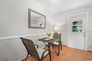 549 Sutton Pl, Longboat Key, FL 34228 - Photo 10