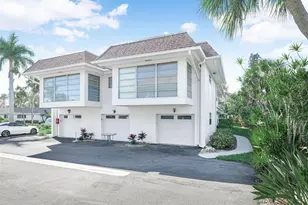 549 Sutton Pl, Longboat Key, FL 34228 - Photo 32