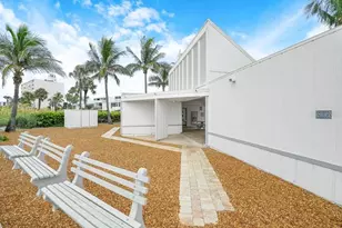 549 Sutton Pl, Longboat Key, FL 34228 - Photo 52