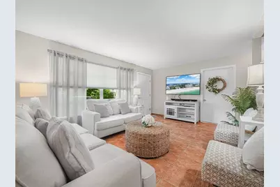 549 Sutton Place #t 19, Longboat Key, FL 34228 - Photo 2