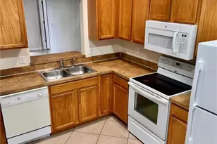 639 Cheshire Way, Davenport, FL 33897 - Photo 2