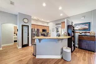 204 Bentley Oaks Blvd, Auburndale, FL 33823 - Photo 10