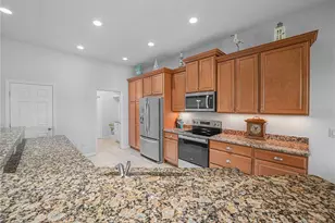 1209 Sawgrass Dr, Winter Haven, FL 33884 - Photo 10