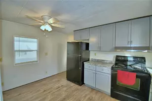 172 Bonnie Dr, Auburndale, FL 33823 - Photo 16