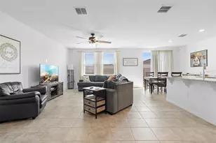 2409 White Tail St, Davenport, FL 33837 - Photo 32