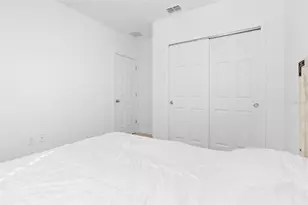 2409 White Tail St, Davenport, FL 33837 - Photo 26