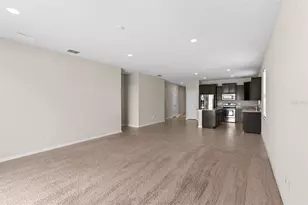 8933 Hinsdale Heights Dr, Polk City, FL 33868 - Photo 10