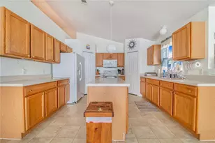 5820 Royal Hills Cir, Winter Haven, FL 33881 - Photo 12